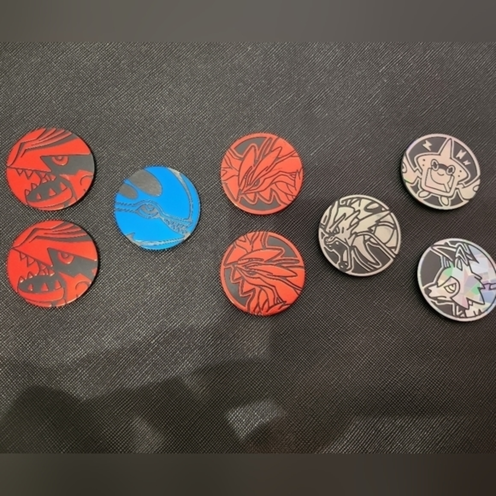 Lot of 8‎ pokemon coin